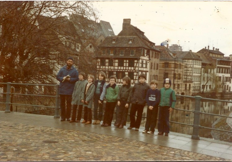 1981.04 Strasbourg Poussins bis